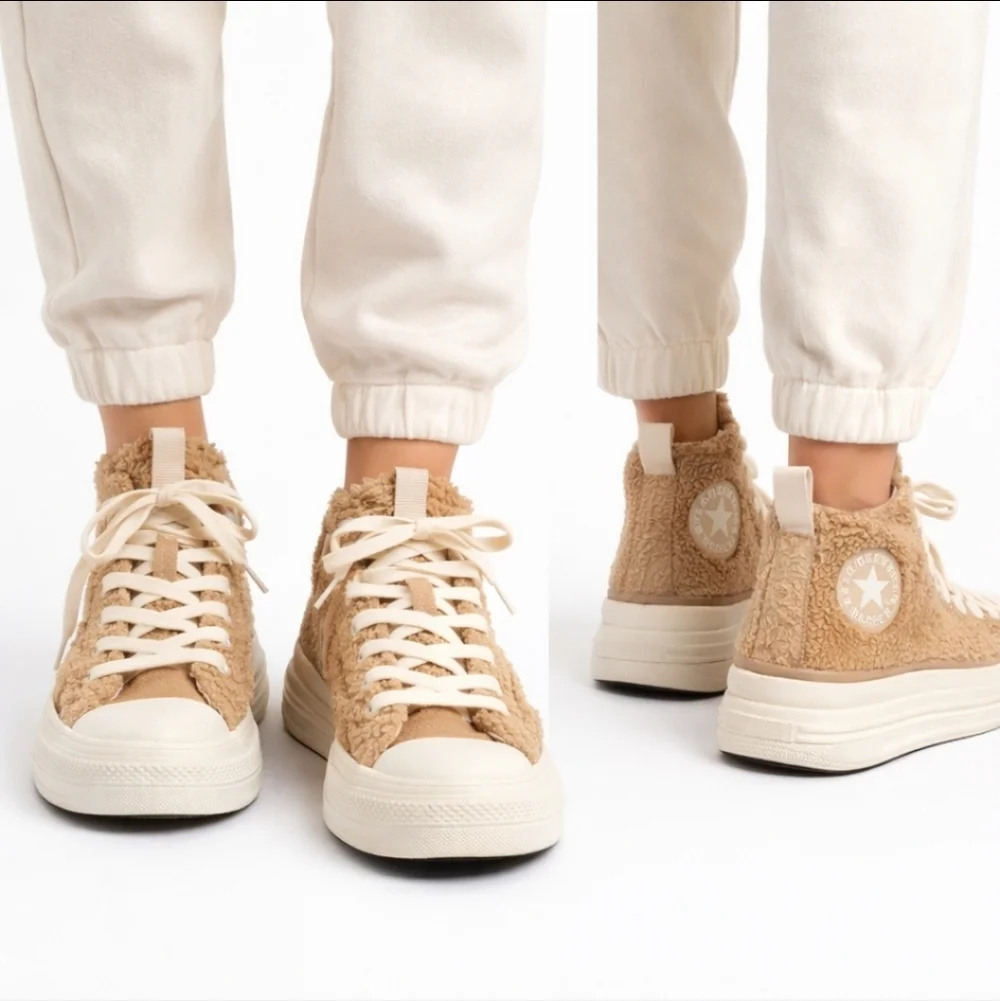 CONVERSE Chuck Taylor All Star Teddy Sherpa Platform High Tops Size 6.5